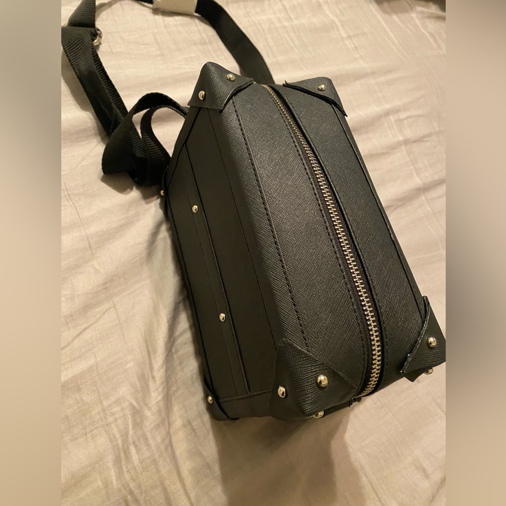 Structured Box Purse in Black
